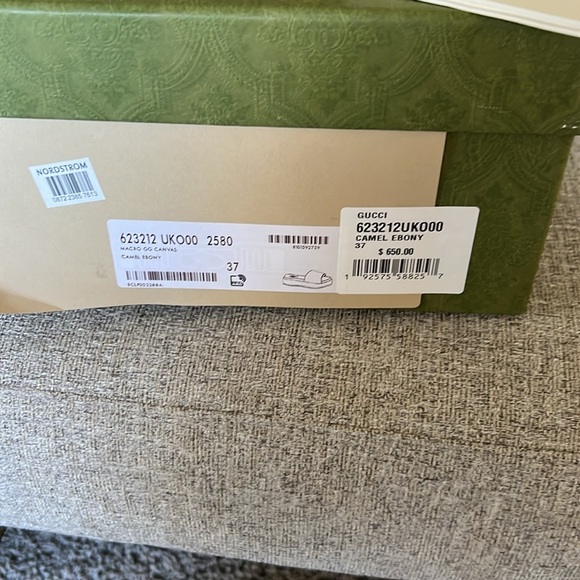 Gucci Macro Canvas Sandals - Picture 7 of 8